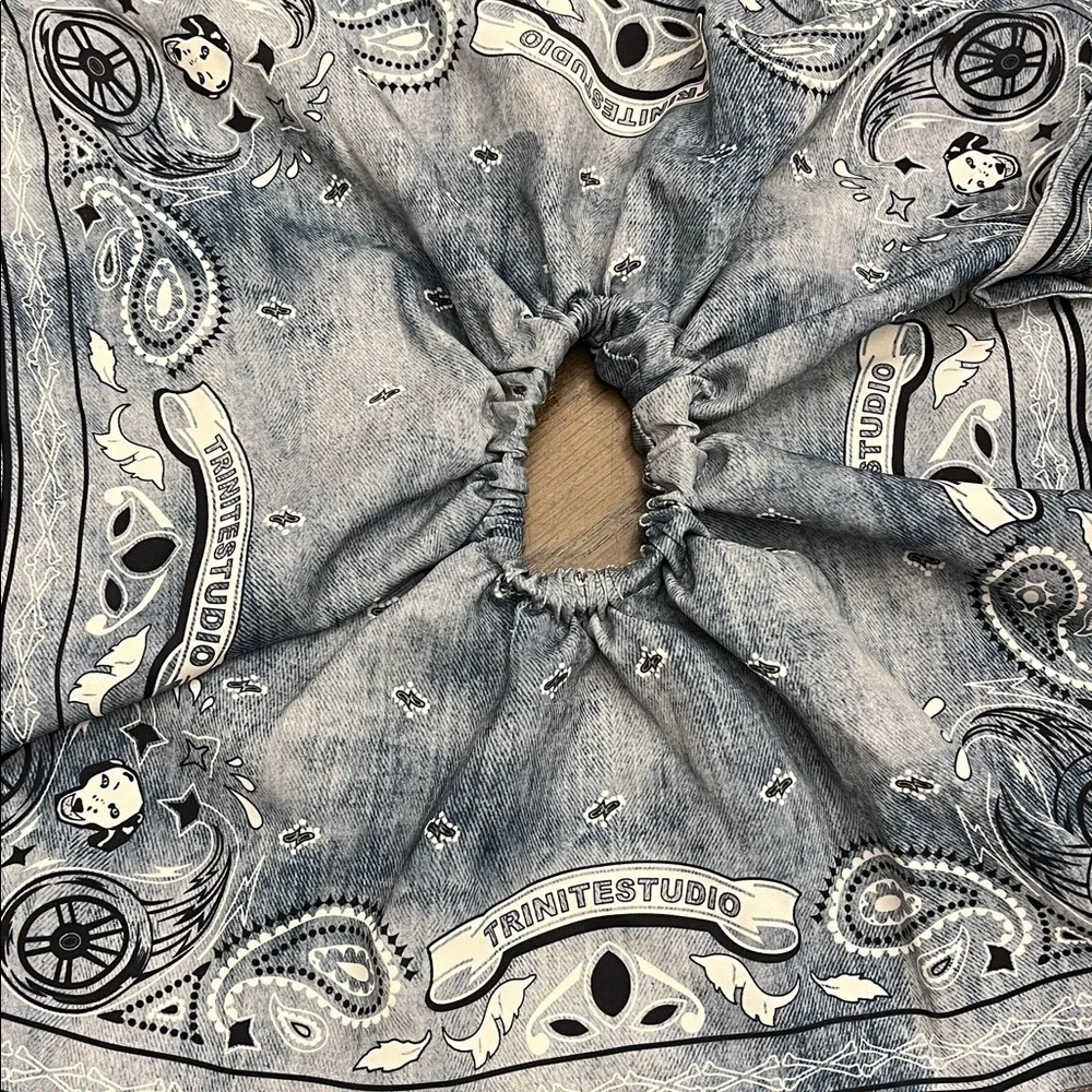 trinite studio stylish bandana